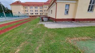 Zväčšiť fotografiu - Novomestské gymnázium má nový vstup do areálu školy - 20210920_113329