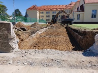 Zväčšiť fotografiu - Novomestské gymnázium má nový vstup do areálu školy - IMG_20220810_124704