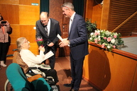 Novomestské gymnázium ocenilo bývalých i súčasných zamestnancov školy - IMG_0570