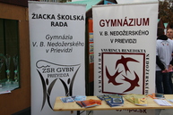 Ôsmim základným školám z regiónu hornej nitry odovzdal trenčiansky samosprávny kraj učebné pomôcky - IMG_2474