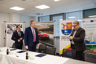 Zväčšiť fotografiu - Partnerstvo prehĺbili memorandom o spolupráci - TSK_porsche memorandum_mini (5 of 16)