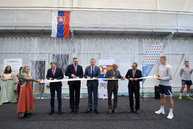 Po letných prázdninách žiakov privítala nová telocvičňa a jedna z najmodernejších školských budov - 20180903_TN_TSK_skoly_037w