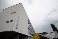 Po letných prázdninách žiakov privítala nová telocvičňa a jedna z najmodernejších školských budov - 20180903_TN_TSK_skoly_088w