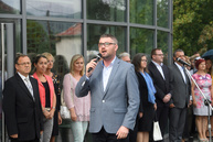 Po letných prázdninách žiakov privítala nová telocvičňa a jedna z najmodernejších školských budov - 20180903_TN_TSK_skoly_090w