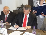 Podpis memoranda o spolupráci je významným krokom pre kraj, školu a zamestnávateľov - 2_resize
