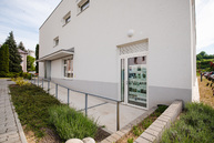 Zväčšiť fotografiu - Podpisom memoranda spečatili prvý krok k vytvoreniu unikátneho kempusu - TSK_EDUTECH podpis memoranda_mini-62