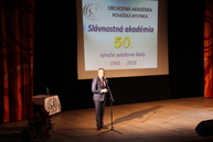 Pôvodne škola bez vlastných priestorov, dnes jedna z najlepších stredných odborných škôl na slovensku. obchodná akadémia v považskej bystrici oslávila 50. výročie - IMG_0022