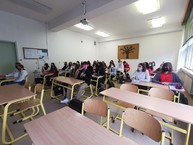 Zväčšiť fotografiu - Rozhodnutie hygienikov zatvorí od pondelka stredné školy v týchto okresoch - Archivna_foto_TSK_3