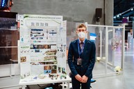 Zväčšiť fotografiu - Šikovní vedci rastú aj v trenčianskom kraji - REGENERON ISEF_Matej GURNAK
