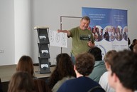 Zväčšiť fotografiu - Škola podporuje študentov k efektívnemu, no i kritickému využívaniu umelej inteligencie