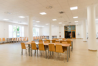 Zväčšiť fotografiu - Školský rok otvorili vo vynovených školách - TSK_Partizánske_GYM_SOŠ (68 of 73)