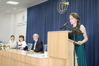 Skúšku dospelosti úspešne zložilo 168 maturantov z gymnázia ľ. štúra v trenčíne. maturitné vysvedčenie si slávnostne prevzali na pôde trenčianskej univerzity - IMG_9266