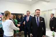 Zväčšiť fotografiu - Soš polytechnická v prievidzi sa v rámci projektu modernizácie odborného vzdelávania zameria na umelú inteligenciu