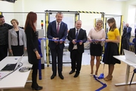 Soš strojnícka v bánovciach nad bebravou sa pýši moderným robotizovaným pracoviskom - IMG_7778