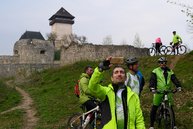 Spoločným výjazdom na trenčiansky hrad odštartoval 4. ročník vrchárskej koruny trenčianska, po prvýkrát aj pre ľudí s hendikepom - 20190410_VKT_TN_HRAD_foto_Radovan_Stoklasa_014w