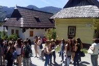 Stredoškoláci v trenčianskom kraji sa prostredníctvom zážitku naučili, ako funguje hotel, spoznali aj spôsob života v horských oblastiach - 09