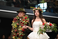 Zväčšiť fotografiu - Stredoškolák hostil vzácnu návštevu, na jilemáku pribudol nový výťah