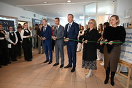 Zväčšiť fotografiu - Stredoškolák hostil vzácnu návštevu, na jilemáku pribudol nový výťah