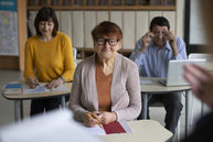 Zväčšiť fotografiu - Študenti ako osobní mentori seniorom
