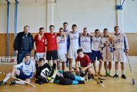 Študenti soš dubnica nad váhom víťazmi 9.ročníka florbalového turnaja stredných škôl v slavičíne - sl 04