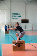 Zväčšiť fotografiu - Súčasťou hokejovej akadémie v trenčíne sa stalo ďalších 15 mladých talentov - 20200519_TSK_minister_Grohling_001_065w