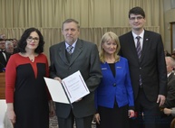 Traja pedagógovia župných škôl ocenení ministerstvom školstva, vedy, výskumu a športu slovenskej republiky - 57429
