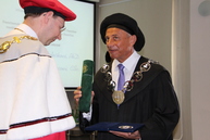 Trenčianska univerzita alexandra dubčeka v trenčíne udelila čestný titul doctor honoris causa dvom významným osobnostiam akademického a vedeckého života - IMG_8554