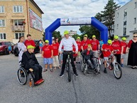 Zväčšiť fotografiu - Týždeň paralympijského športu v kraji vyvrcholil župnou paralympiádou - 20230628_083815