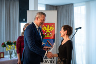 Zväčšiť fotografiu - Učitelia nestarnú, rastú do múdrosti - 