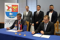 Univerzitní hokejisti spúšťajú osvetu na témy ako boj proti korupcii a extrémizmu - IMG_5009