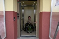 Zväčšiť fotografiu - Už aj tri novomestské župné školy sú pripravené vzdelávať deti s hendikepom