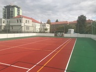 V poradí štrnáste multifunkčné ihrisko vybudovala trenčianska župa v areáli obchodnej akadémie v prievidzi - IMG_9658