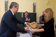 V technických dielňach novomestských základných škôl sa vyučuje s programovateľnými stavebnicami a náradím - 20170127_TSK_NM_skoly_foto_Radovan_Stoklasa_085w