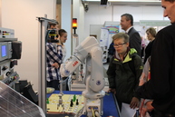 Vzbudiť záujem o štúdium techniky majú tento rok roboti aj šport - IMG_5878