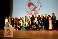 Zväčšiť fotografiu - Za úspechom školy dnes stojí 35 rokov histórie