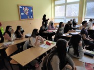 Zväčšiť fotografiu - Zaočkovanosť zamestnancov župných stredných škôl je nad celoslovenským priemerom - Archívna foto TSK 12. február SZŠ PB 2