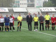 Žiaci deväťdesiatnikov si zahrali futbal v trenčíne - DSC02822