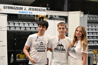 Zväčšiť fotografiu - Žiaci si vyberajú svoju budúcnosť - stredoškolák pokračuje aj v piatok