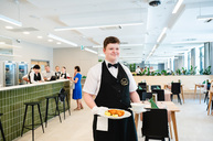 Zväčšiť fotografiu - Zmodernizované gastrocentrum po prvýkrát ponúklo svoje služby verejnosti - TSK_Otvorenie Gastrocentra_mini (41 of 50)