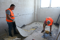 Zmodernizovanú telocvičňu na strednej odbornej škole v starej turej budú môcť žiaci využívať už v tomto roku - 20190904_TSK_skoly_027w