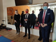 Zväčšiť fotografiu - Župan i minister chvália prezenčnú výučbu - IMG_20210212_105430