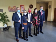 Zväčšiť fotografiu - Župan i minister chvália prezenčnú výučbu - IMG_20210212_112357