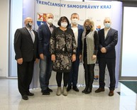 Zväčšiť fotografiu - Rada partnerstva jednohlasne schválila vstupnú správu - po podpise memoranda so ZMOS
