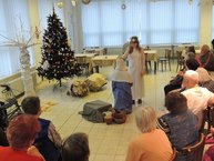 Čakanie na najkrajšie sviatky roka pomáhali klientom css - bystričan krátiť deti z materskej školy a detského charitného domu - m_DSCN8061