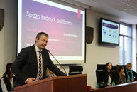 Kraj pracuje na projekte deinštitucionalizácie, plánuje aj nové autistické centrum - SPOZA_BRANY_K_POLITIKOM (30)_resize