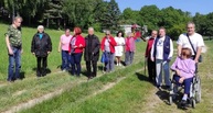 Zväčšiť fotografiu - Letné počasie využili na výlet - výlet na Dubník