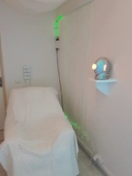 Nový druh terapeutickej liečby v multisenzorickej miestnosti využívajú klienti css- domov javorina - 3