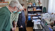 Zväčšiť fotografiu - Trenčiansky župan rokoval online s riaditeľmi zariadení sociálnych služieb - DSS_Adamovske_Kochanovce__5_