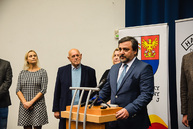 Zväčšiť fotografiu - Unikátny projekt župa testuje v handlovej - TSK_AAL_tlačovka Handlová (3 of 13)
