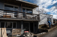 Zväčšiť fotografiu - V prievidzi napredujú práce na špecializovanom zariadení pre autistov - 20200224_PD_DOMINO_krizive_006w